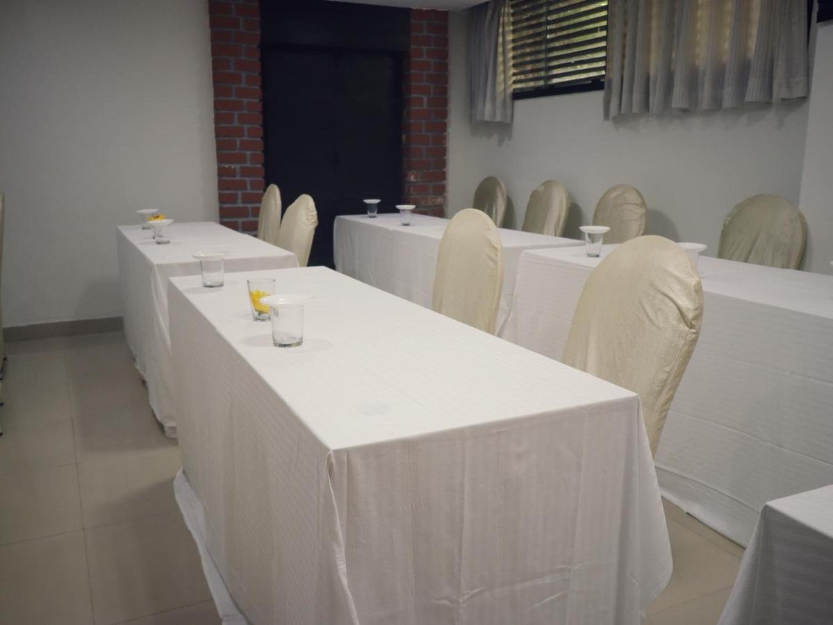 The Green Path Eco Hotel Bengaluru Zewnętrze zdjęcie